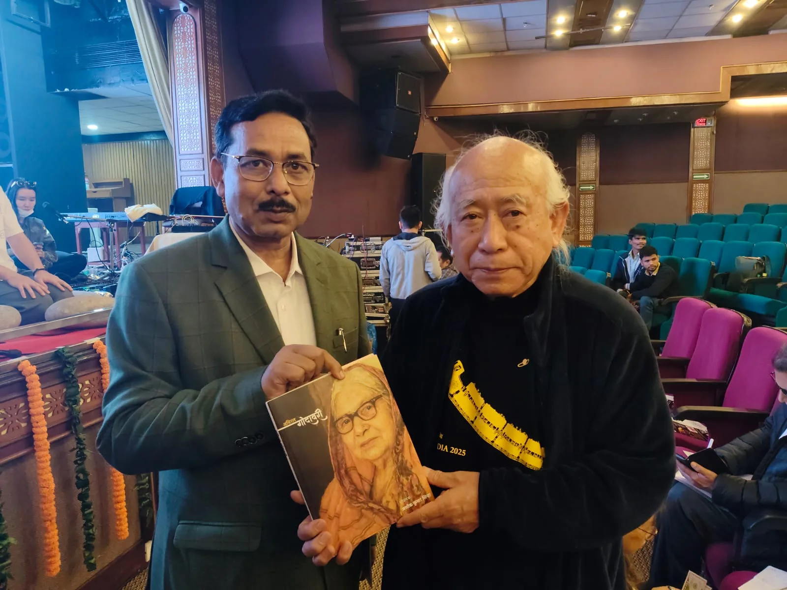 With Tokio Hasegawa, founder of the Mithila Museum, Tokamachi, Japan.