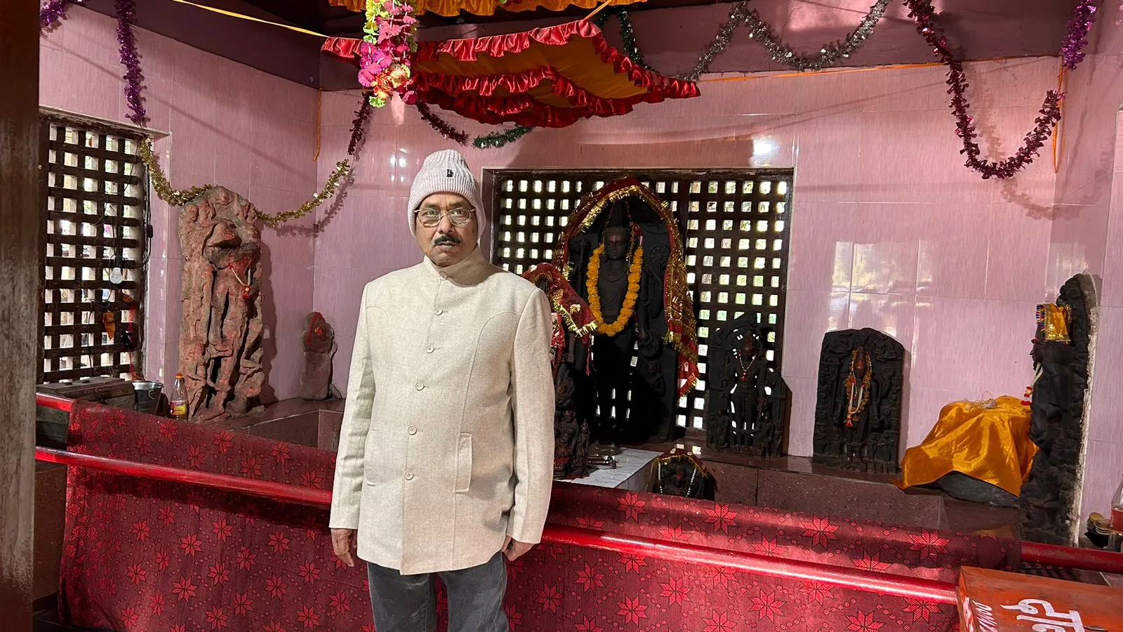 Audience at a pustak vimochan, January 2026.